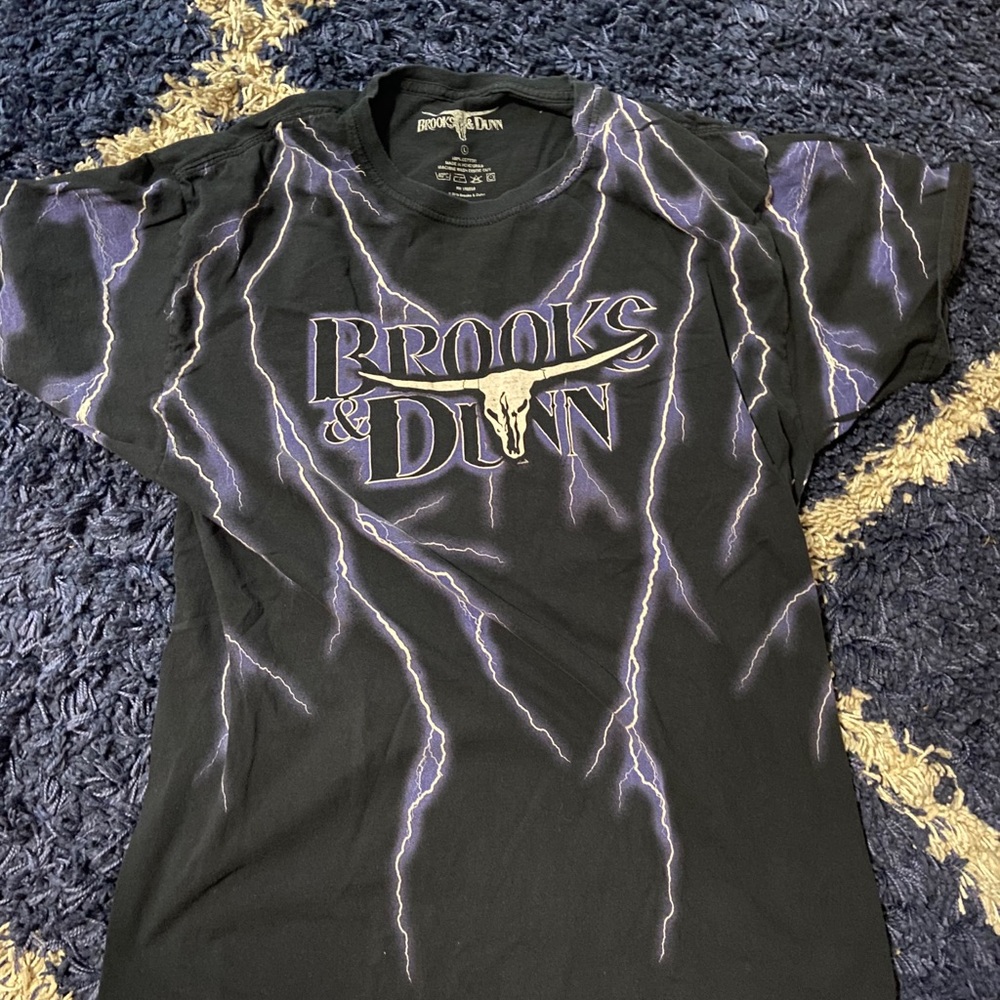 Vtg brooks and dunn tshirt